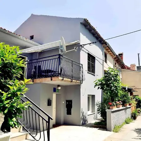 Apartamento Cozy #1 *